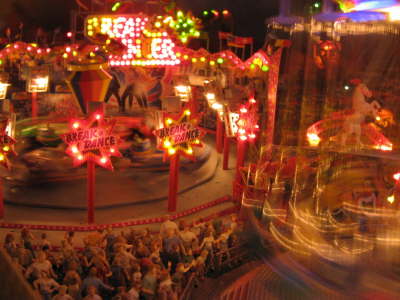 Break-Dancer bei Nacht