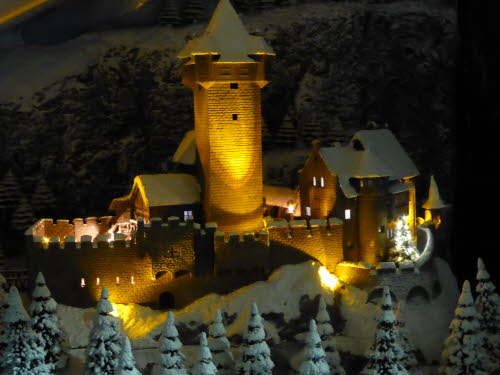 Die Burg bei Nacht